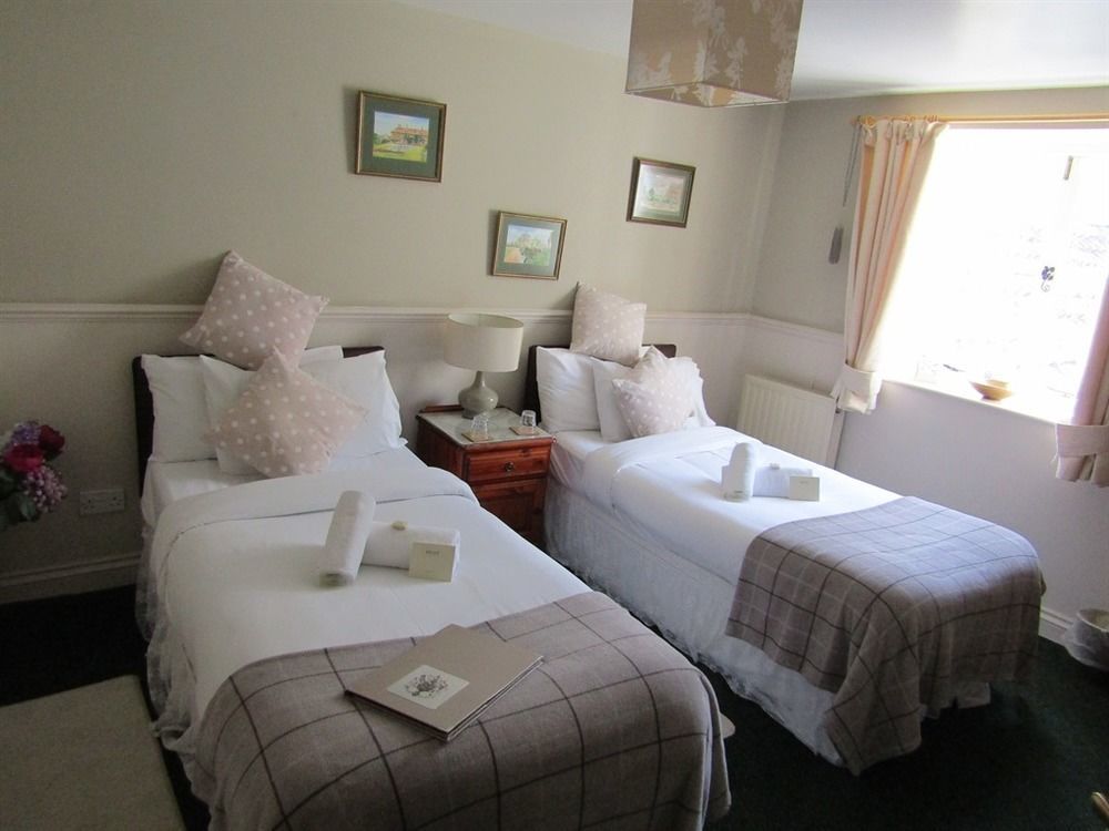 The Kings Arms Inn Montacute エクステリア 写真